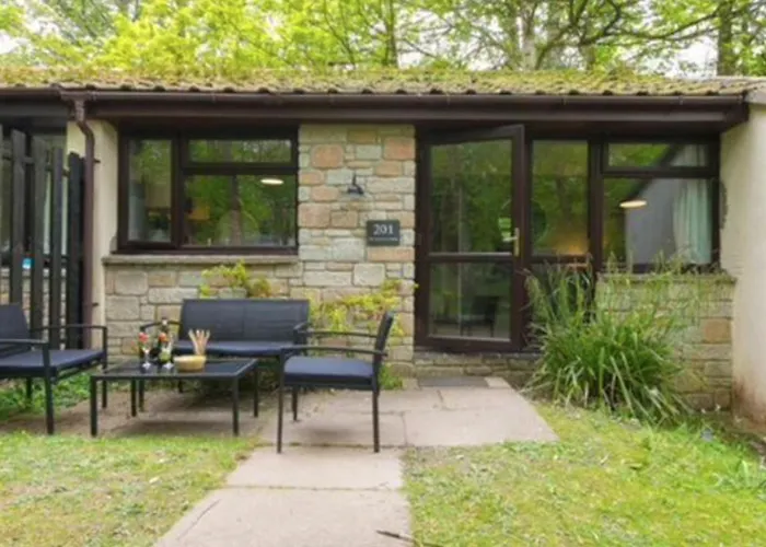 Painters Cottage 2-Bed Chalet Nr St Ives & Hayle